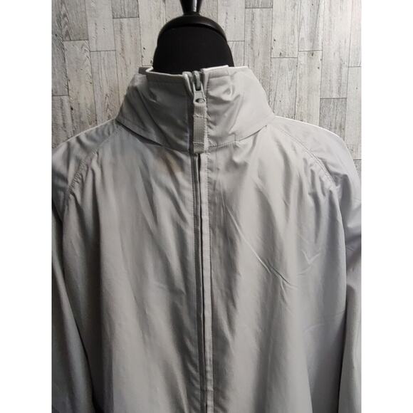 Champs Sports Men's gray and black hooded with pockets windbreaker Size Large - Picture 9 of 12